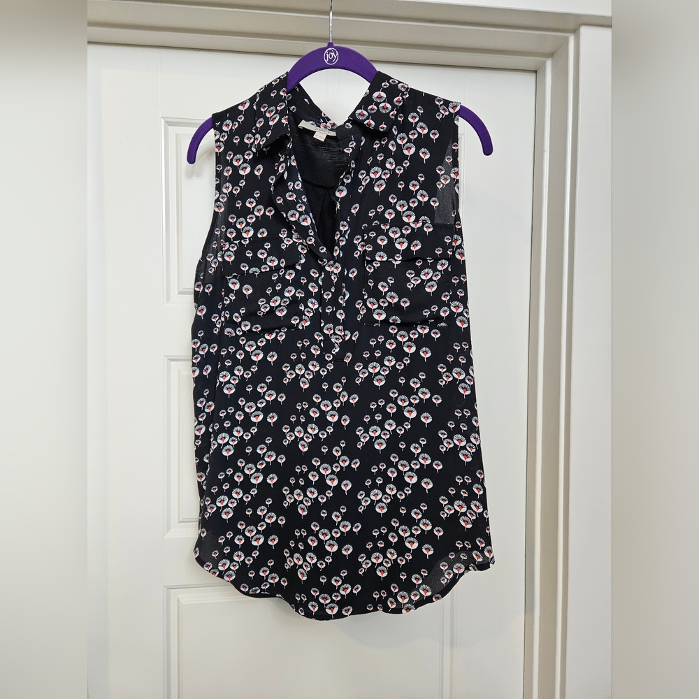 Loft Medium Sleeveless Black & Red Top